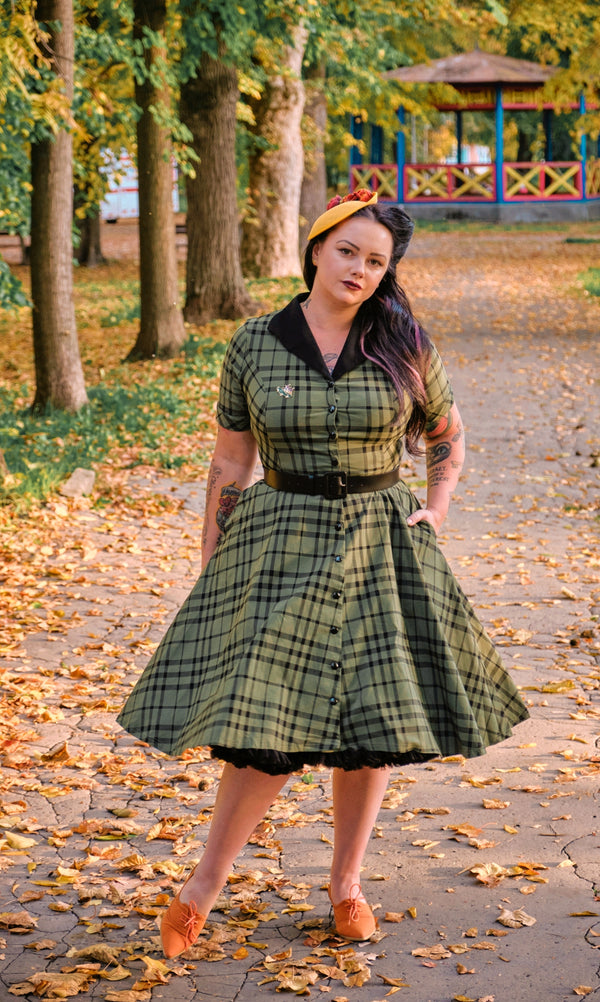 1950s Armyplaid Lapel Collar Vneckline Shirtwaist Vintage Dress With Belts&Pockets