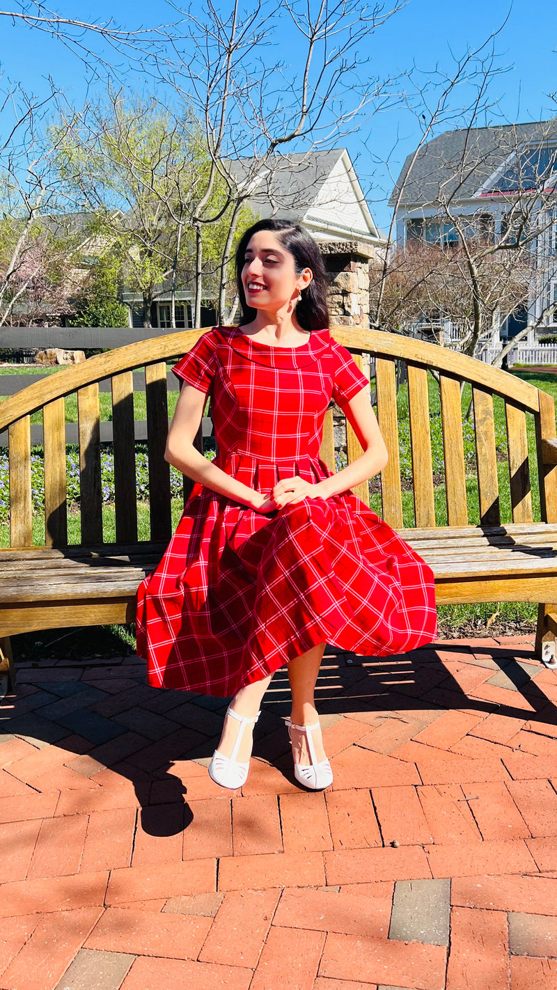 1950s Women`s Redplaid  Roll Collar Party Dress With Pockets - Gowntownvintage