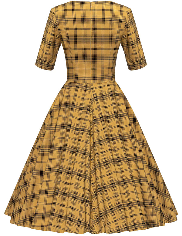 40s Women`s Scoop Collar Plaid Shirtwaist  Swing Dress With Pockets - Gowntownvintage
