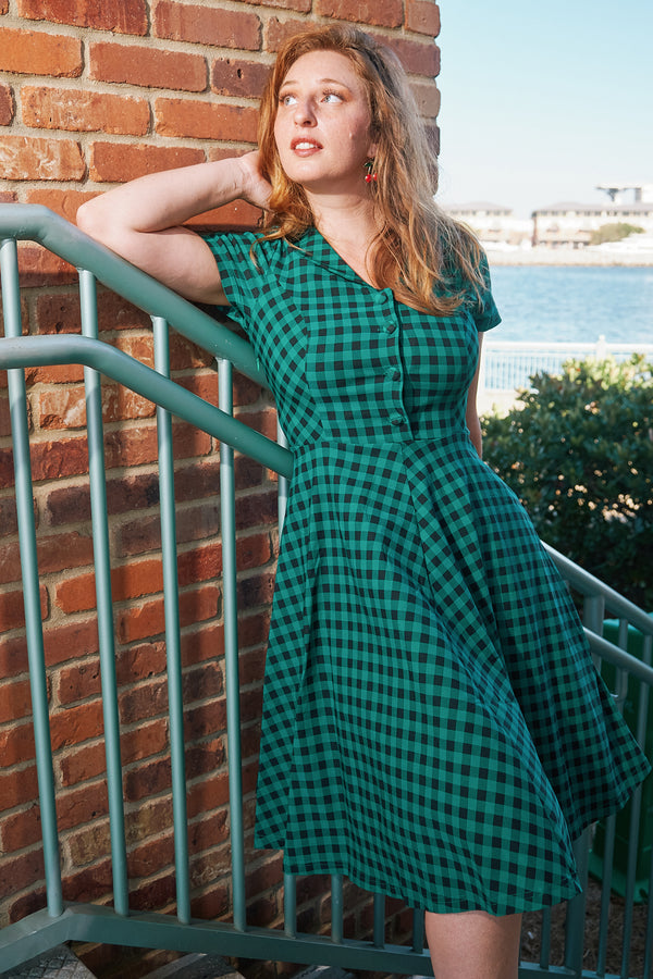 40s 50s Lapel Collar Greenplaid Vneckline Shirtwaist Vintage Dress With Pockets