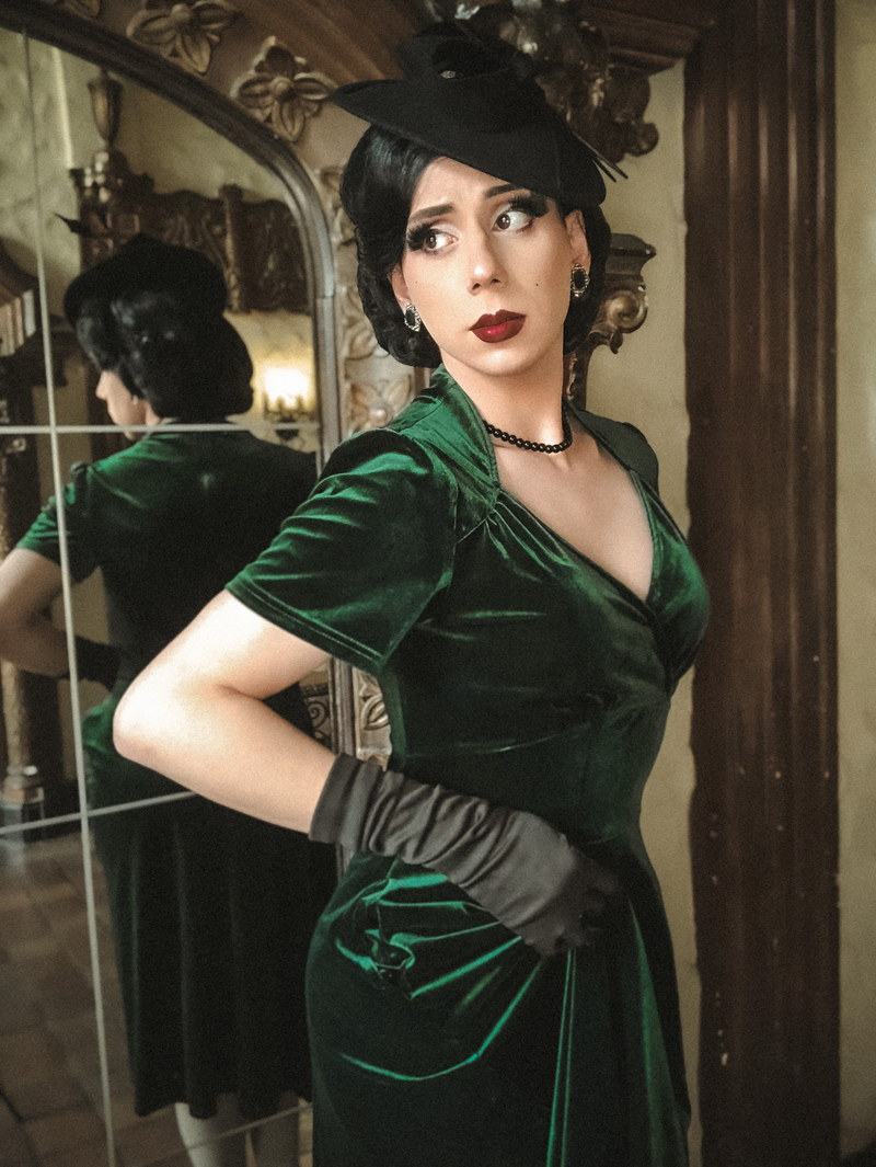 Women`s 1950s Vintage  Velvet Darkgreen Party Dress - Gowntownvintage