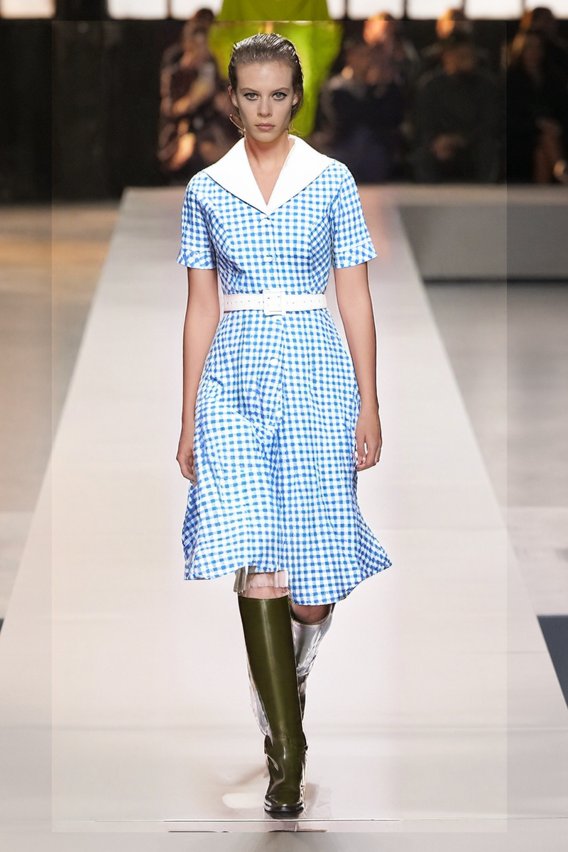 1950s Lapel Collar Vneckline  Blueplaid Shirtwaist Vintage Dress With Belts&Pockets