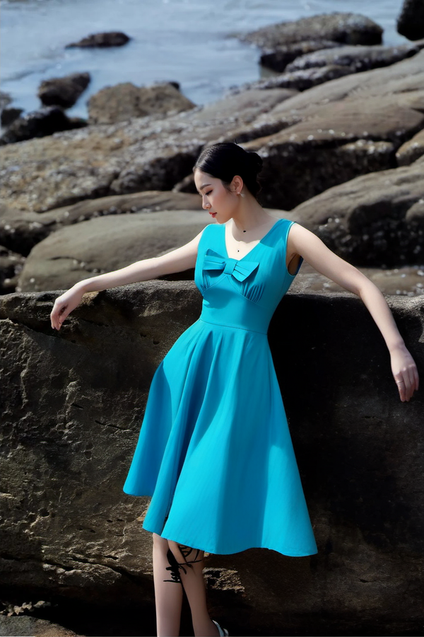 1950s SkyBlue V Neckline Dotted With Bowknot  Swing  Party Dress With Pockets