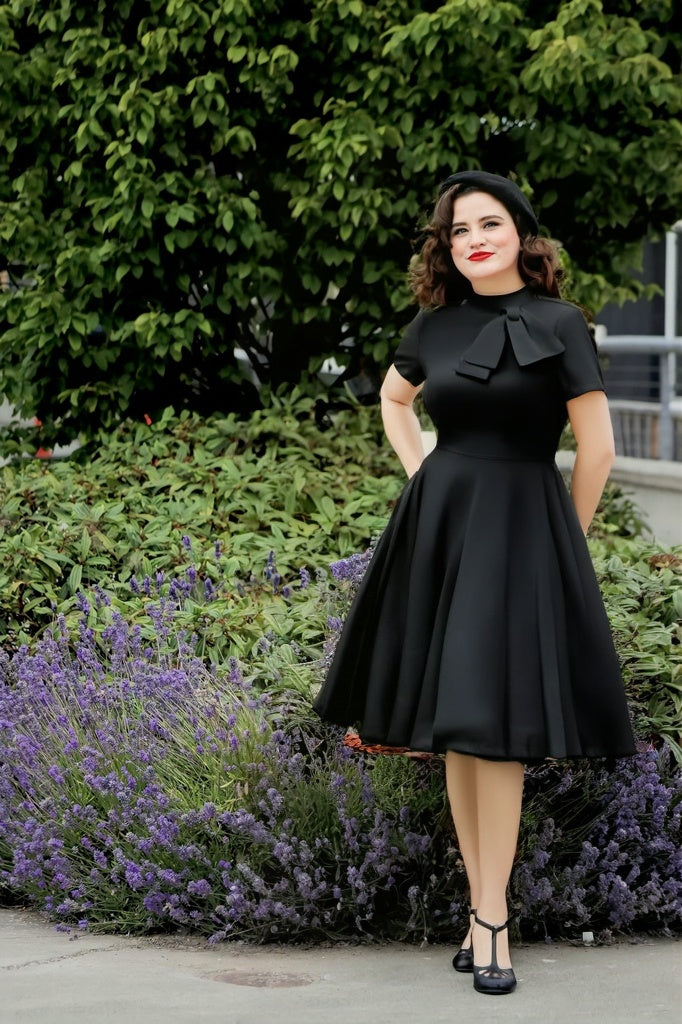 50s Vintage Women`s Black High Neck  Party Dress With Pockets
