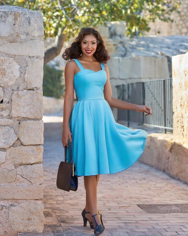 1950s Blue Sweet Heart Neckline Strap Swing Dress With Pockets